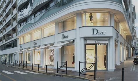 christian dior manufacturer|christian dior boutique facts.